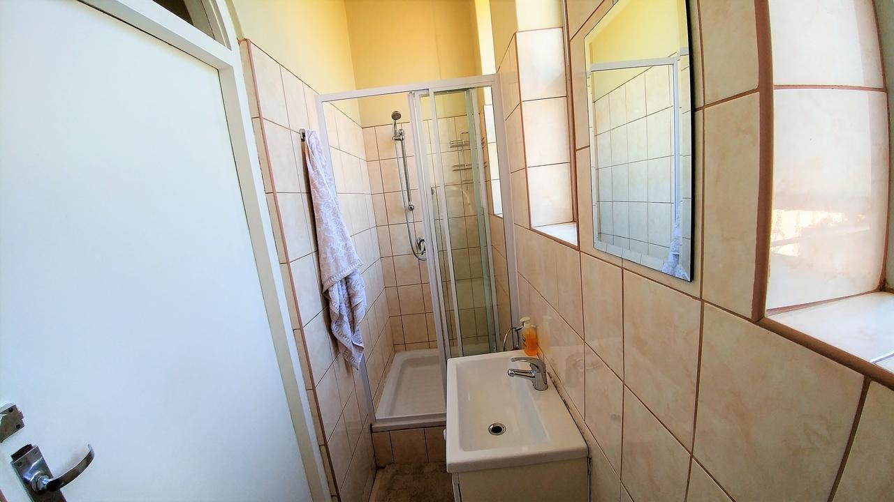 Rosa B&B Oudtshoorn Eksteriør billede
